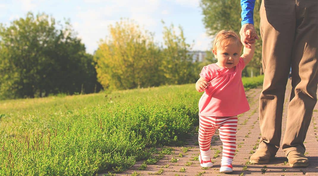 best way to teach baby to walk