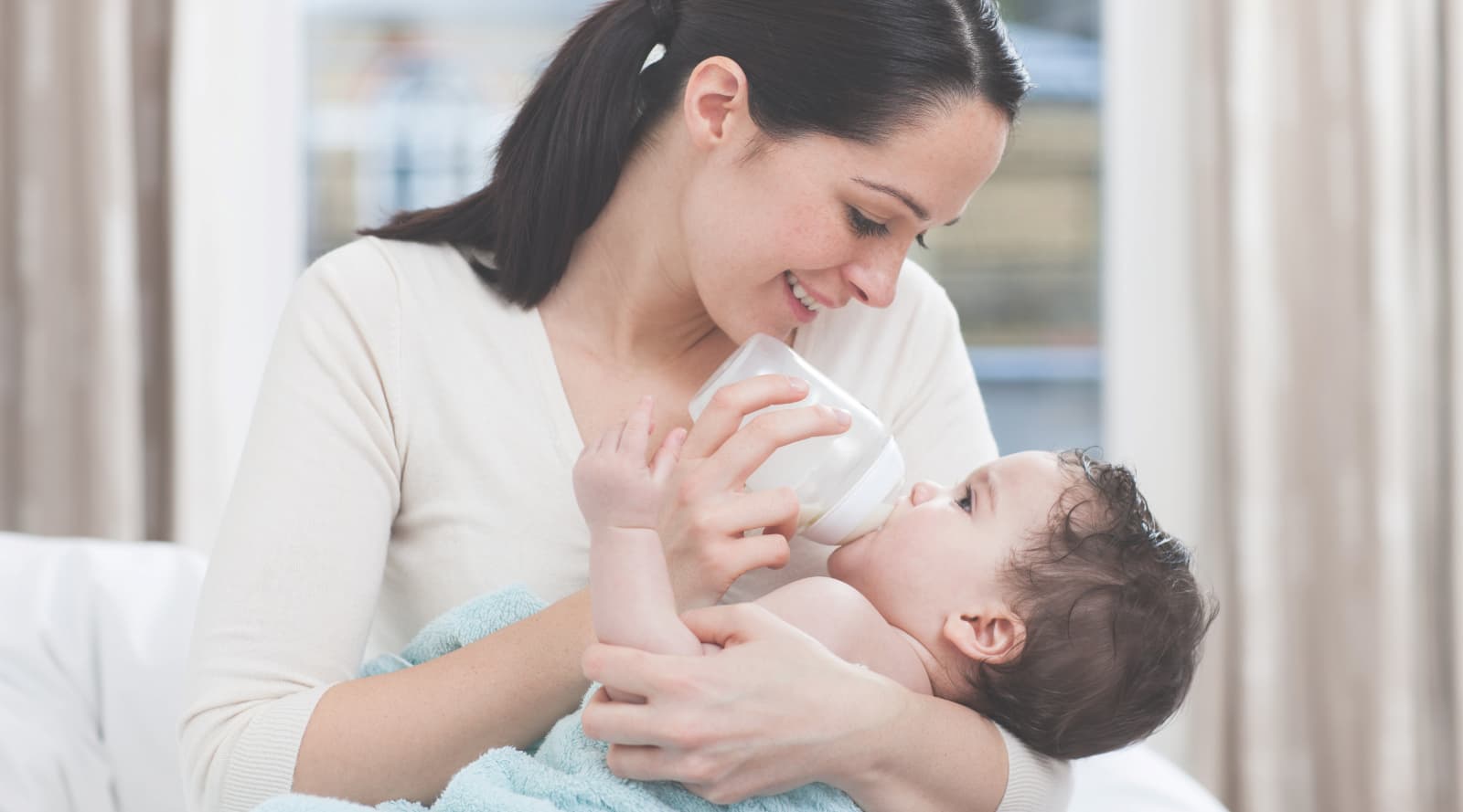 Newborn Bottle Feeding, Newborn