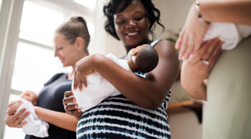 mother-at-antenatal-class