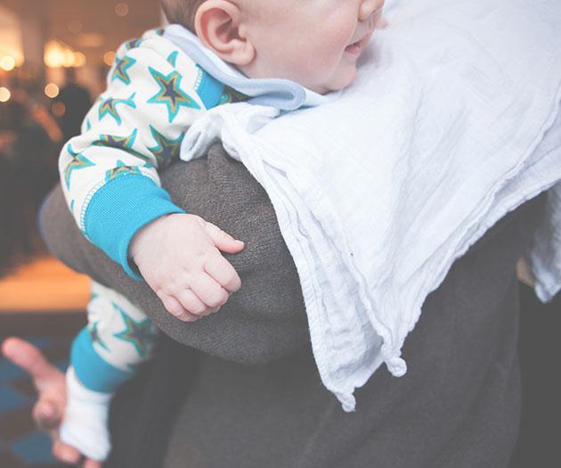 newborn-how_to_wind-large_square